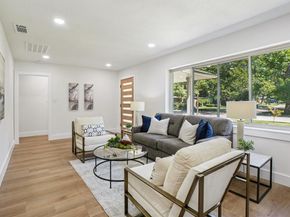 10129  Gateway Lane , Dallas Texas 75218