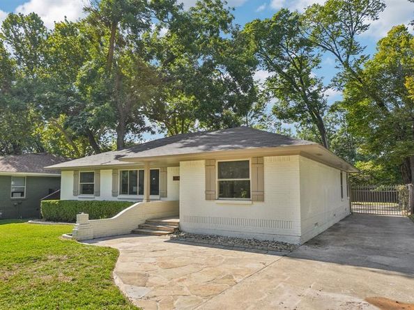 10129  Gateway Lane , Dallas Texas 75218