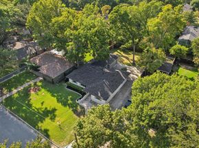 10129  Gateway Lane , Dallas Texas 75218