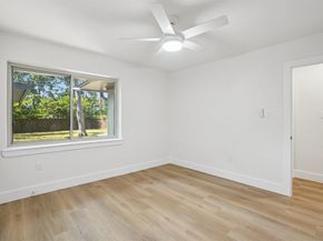 10129  Gateway Lane , Dallas Texas 75218