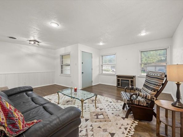 6216  Brentwood Drive , Fort Worth Texas 76112