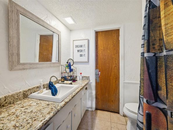 8332  Foxwood Lane , Dallas Texas 75217