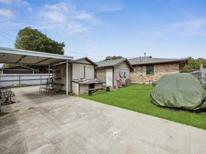 8332  Foxwood Lane , Dallas Texas 75217