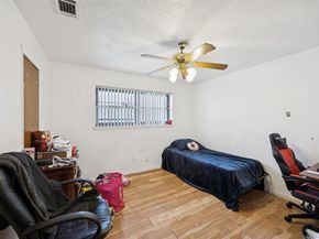 8332  Foxwood Lane , Dallas Texas 75217