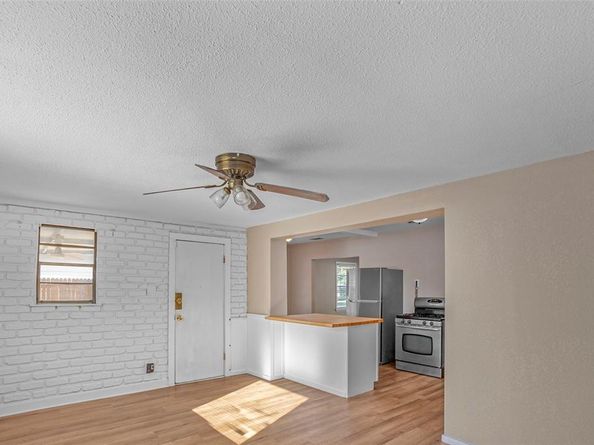 3504  Mission Street , Fort Worth Texas 76109
