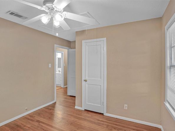 3504  Mission Street , Fort Worth Texas 76109