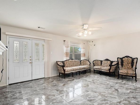 5832  Arena Circle , Fort Worth Texas 76179