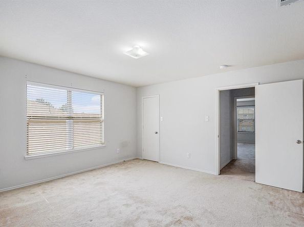 5832  Arena Circle , Fort Worth Texas 76179