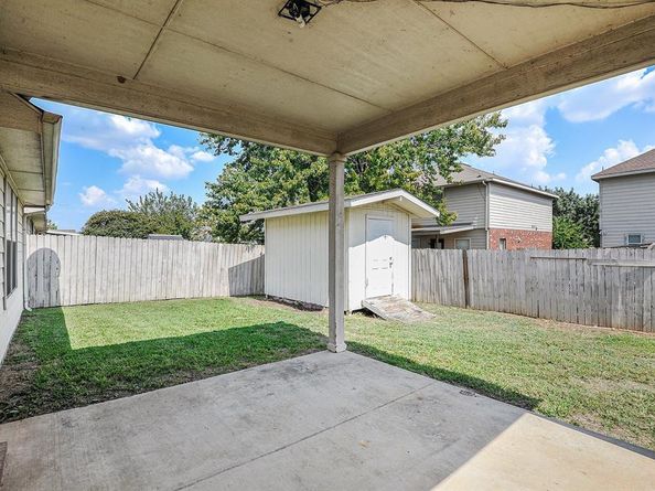 5832  Arena Circle , Fort Worth Texas 76179