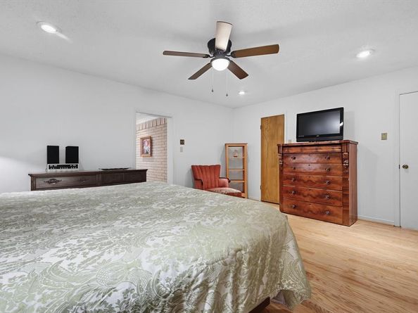 5328  Everglade Road , Dallas Texas 75227