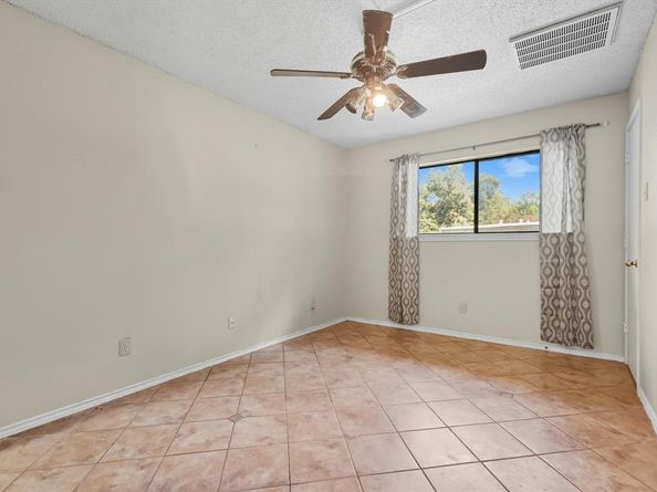 5328  Everglade Road , Dallas Texas 75227