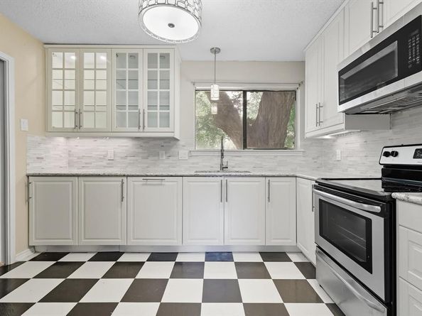 5328  Everglade Road , Dallas Texas 75227