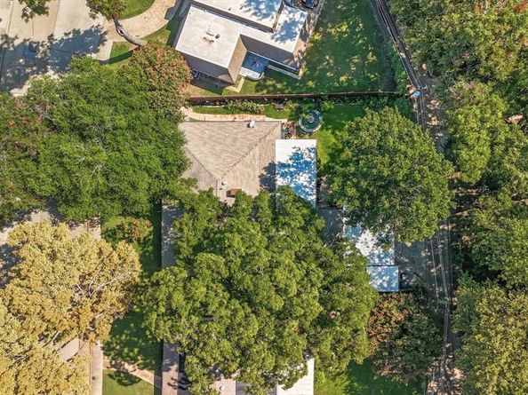 5328  Everglade Road , Dallas Texas 75227