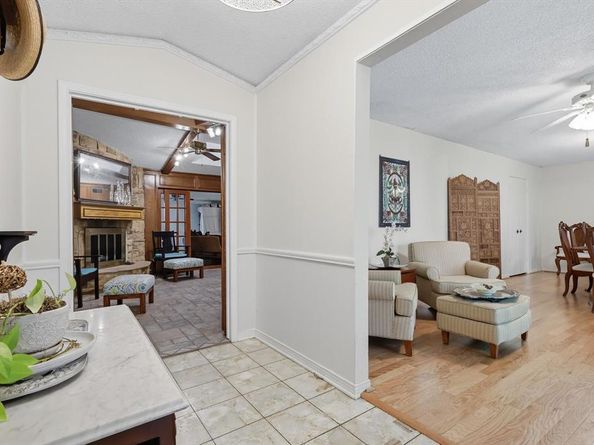 5328  Everglade Road , Dallas Texas 75227