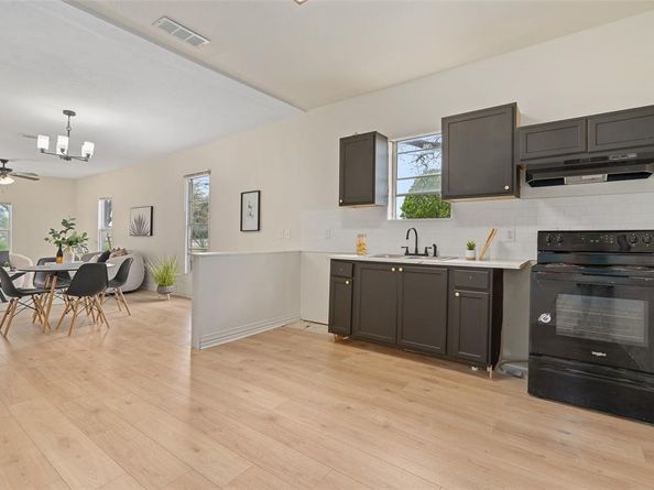 308  Ash Street , Crowley Texas 76036