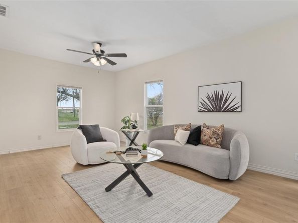 308  Ash Street , Crowley Texas 76036