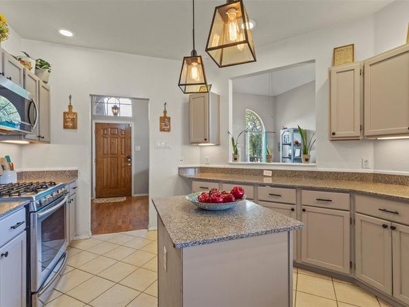 2410  Charter Creek Court , Mesquite Texas 75181