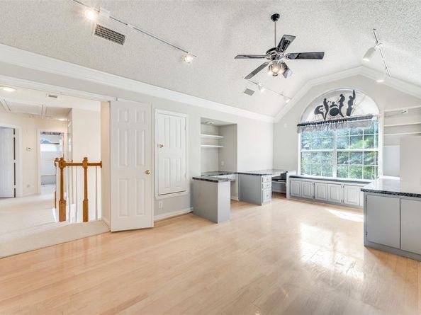 2619  Hidden Ridge Drive , Arlington Texas 76006