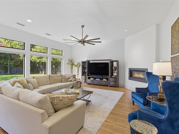 6223  Walnut Hill Lane , Dallas Texas 75230