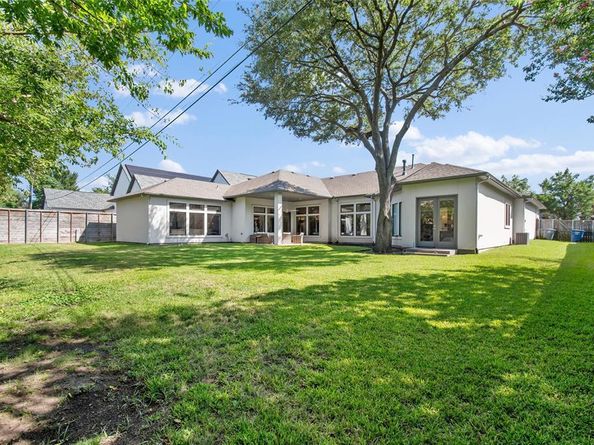 6223  Walnut Hill Lane , Dallas Texas 75230