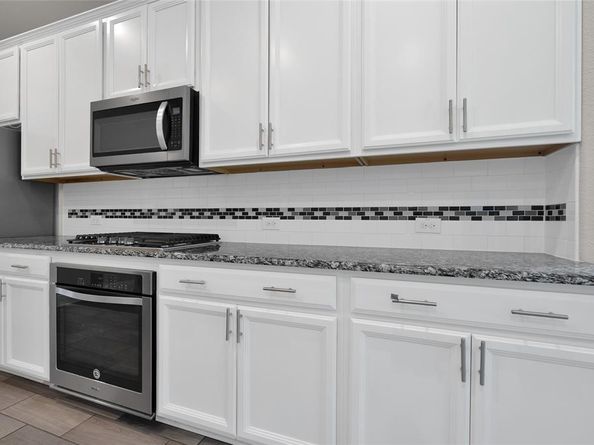 1423  Tumbleweed Trail , Northlake Texas 76226