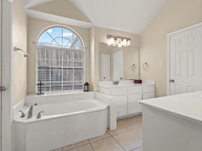 632  Delores Drive , Grand Prairie Texas 75052
