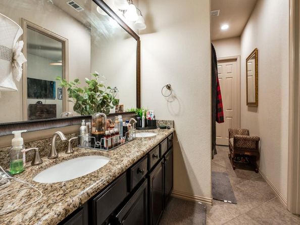 2465  Embleton Drive , Lewisville Texas 75067