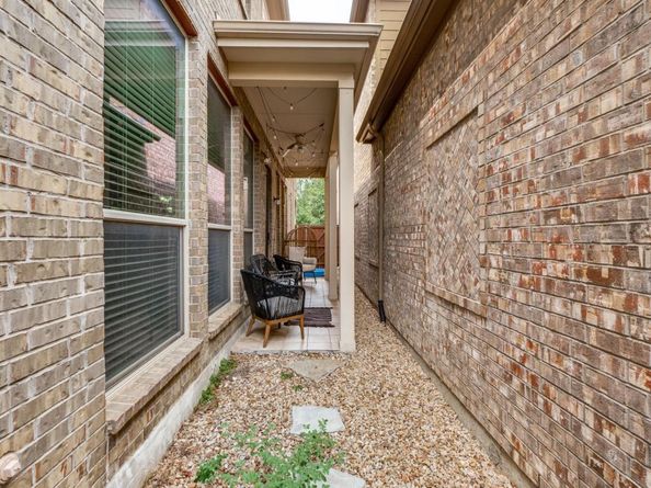 2465  Embleton Drive , Lewisville Texas 75067