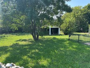 4015  Shadrack Drive , Dallas Texas 75212