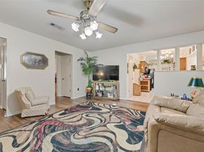 13208  Flagstone Lane , Dallas Texas 75240