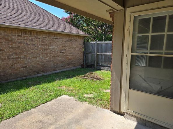3032  Big Oaks Drive , Garland Texas 75044