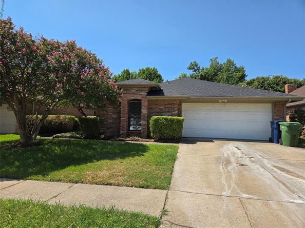 3032  Big Oaks Drive , Garland Texas 75044