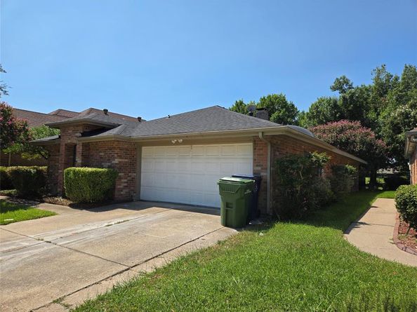 3032  Big Oaks Drive , Garland Texas 75044