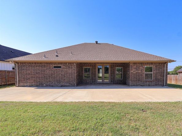 3225  Grady Street , Forest Hill Texas 76119