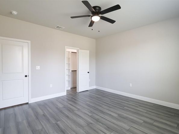 3225  Grady Street , Forest Hill Texas 76119