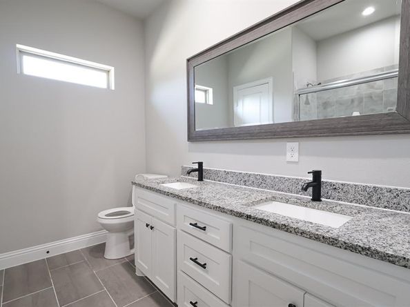 3225  Grady Street , Forest Hill Texas 76119