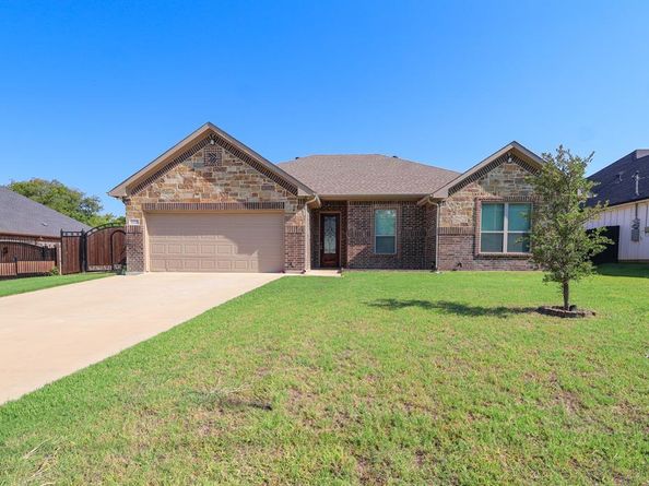 3225  Grady Street , Forest Hill Texas 76119