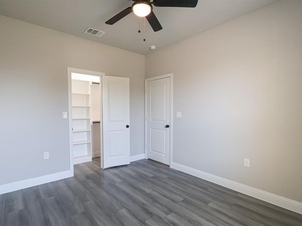 3225  Grady Street , Forest Hill Texas 76119