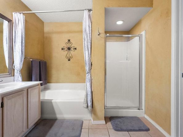 2801  Kempton Drive , Arlington Texas 76001
