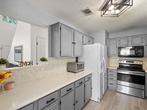 2801  Kempton Drive , Arlington Texas 76001