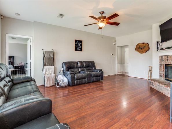 9013  Winding River Drive , Fort Worth Texas 76118