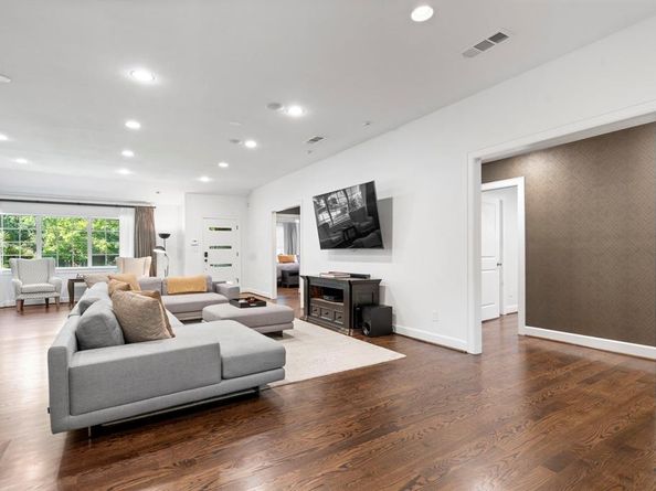 6446  Runnemede Lane , Dallas Texas 75214