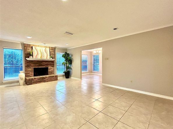 9334  Highedge Circle , Dallas Texas 75238