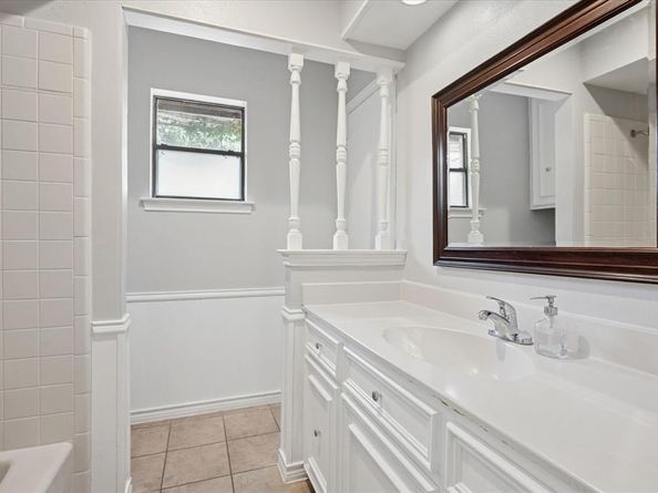 300  Inner Circle , Irving Texas 75060