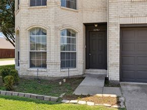 5701  Indian Hill Drive , Arlington Texas 76018