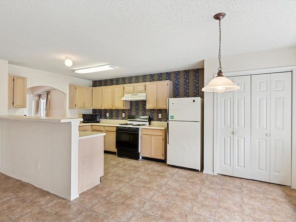 5701  Indian Hill Drive , Arlington Texas 76018