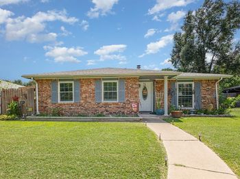1813  Abilene Court 