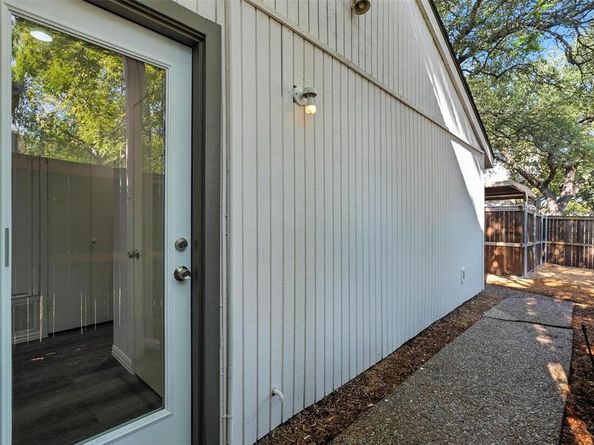 9803  Smokefeather Lane , Dallas Texas 75243