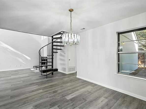 9803  Smokefeather Lane , Dallas Texas 75243