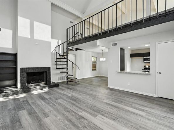 9803  Smokefeather Lane , Dallas Texas 75243